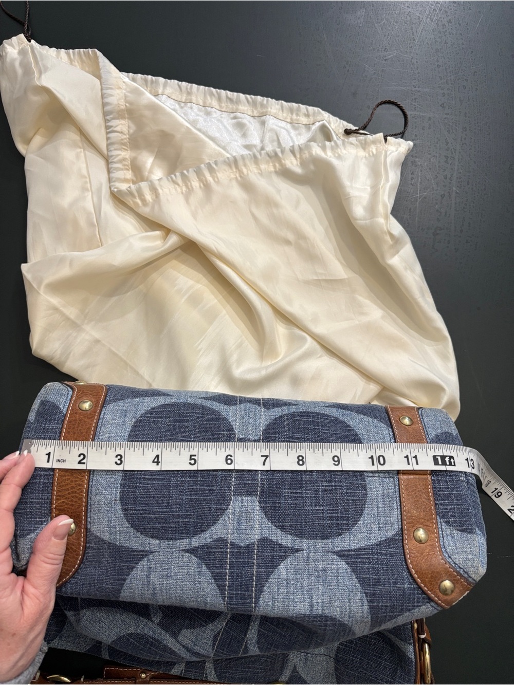 Vintage Denim Coach Carlye shoulder bag. - Picture 12 of 14